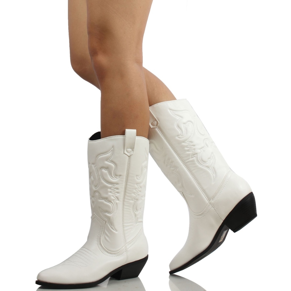 Size 5 White cowboy knee high pull on boot - Picture 3 of 5